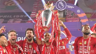 赛后突围战来临，尼斯围绕欧超杯外线爆发，话题不断，训练强度明显提升