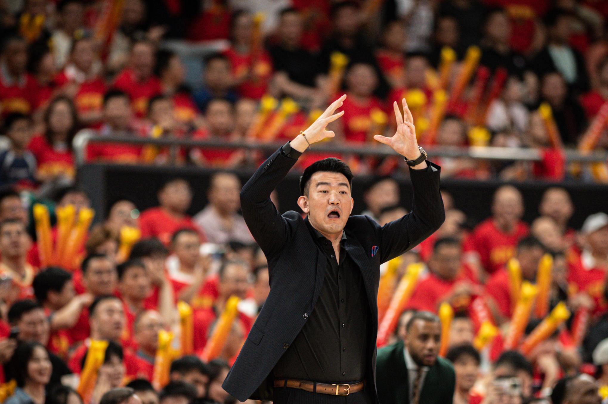 国王杯赛后再迎强敌，皇家社会手感冰凉，主帅态度——话题不断，临场指挥获称赞